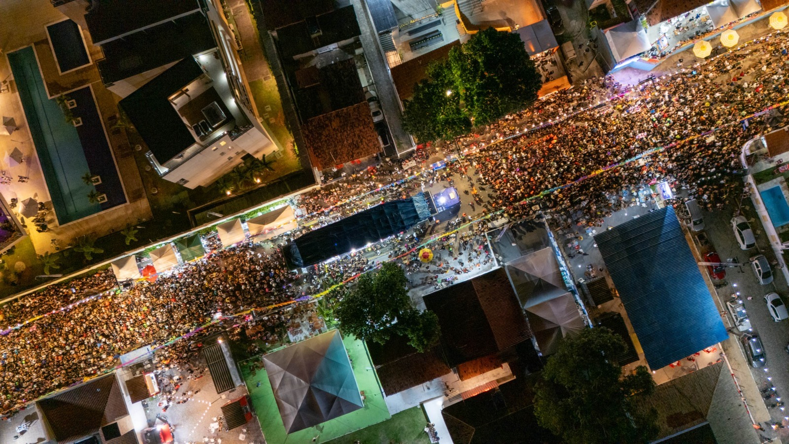 Carnaval de Parnamirim: 100 mil pessoas lotam a avenida ao som de Banda Grafith e Márcia Felipe