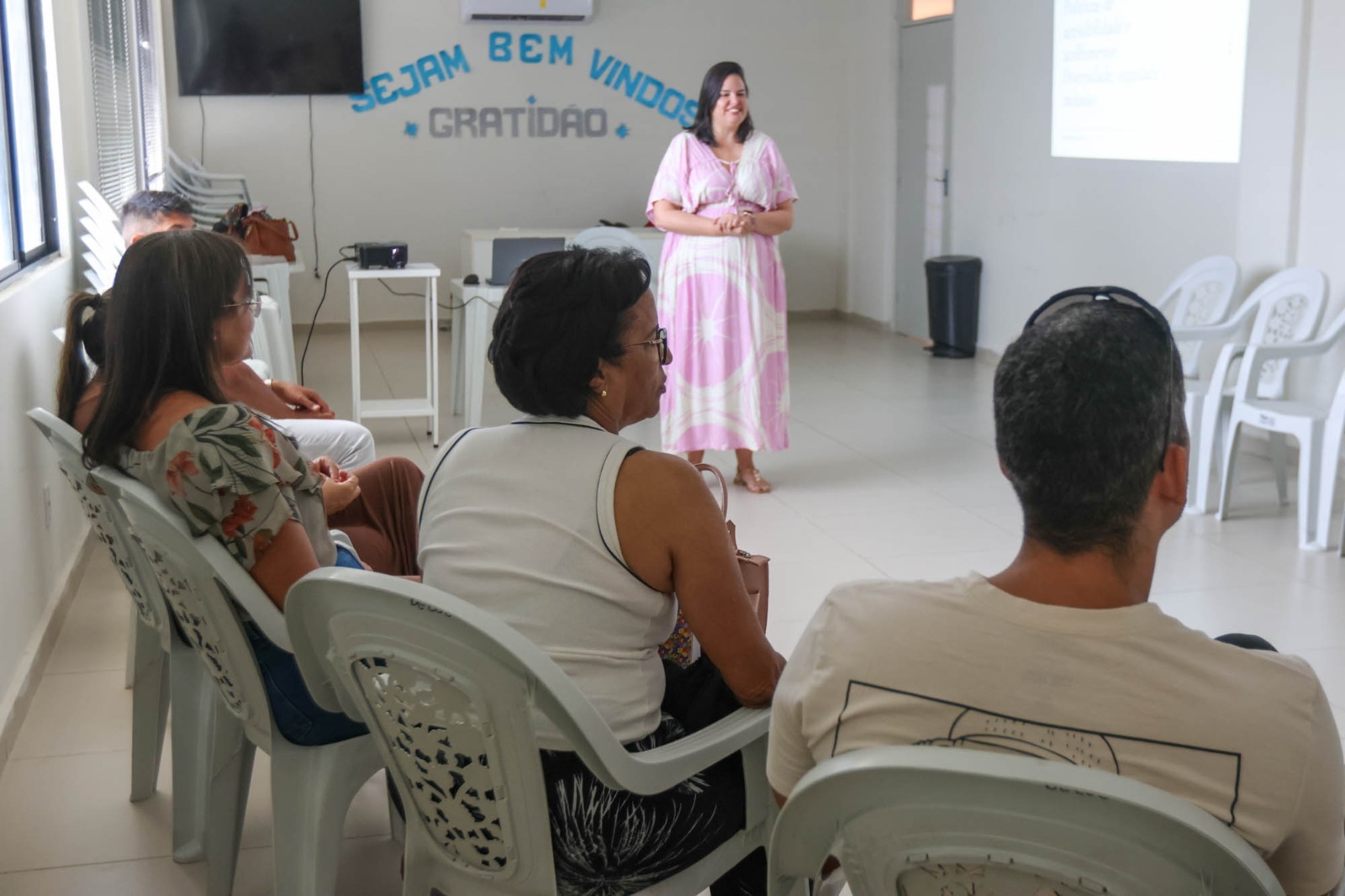 Servidores municipais participam de treinamento sobre apoio à neurodivergência